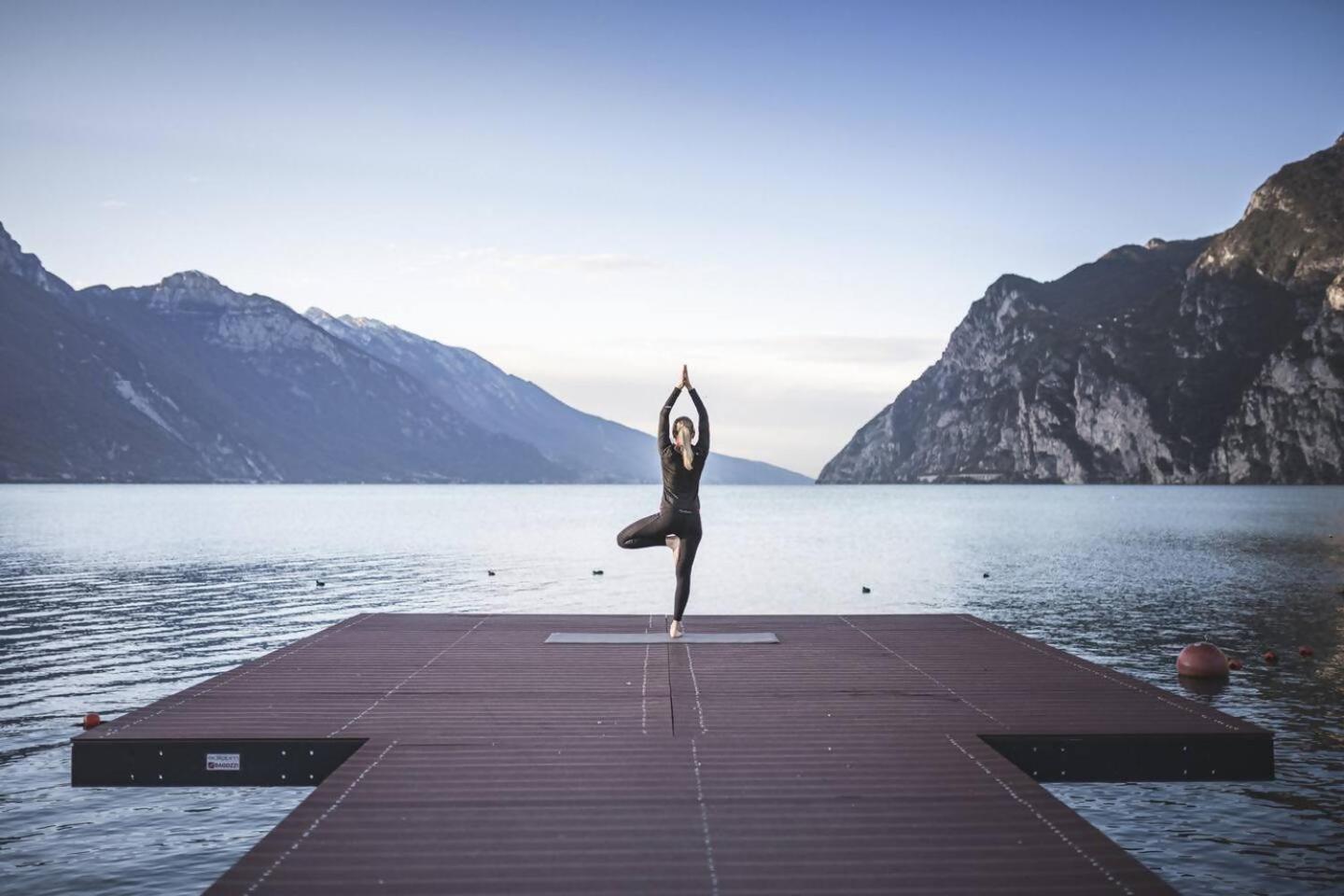 Appartamento Peler13 Con Balcone E Parcheggio Riva del Garda Bagian luar foto